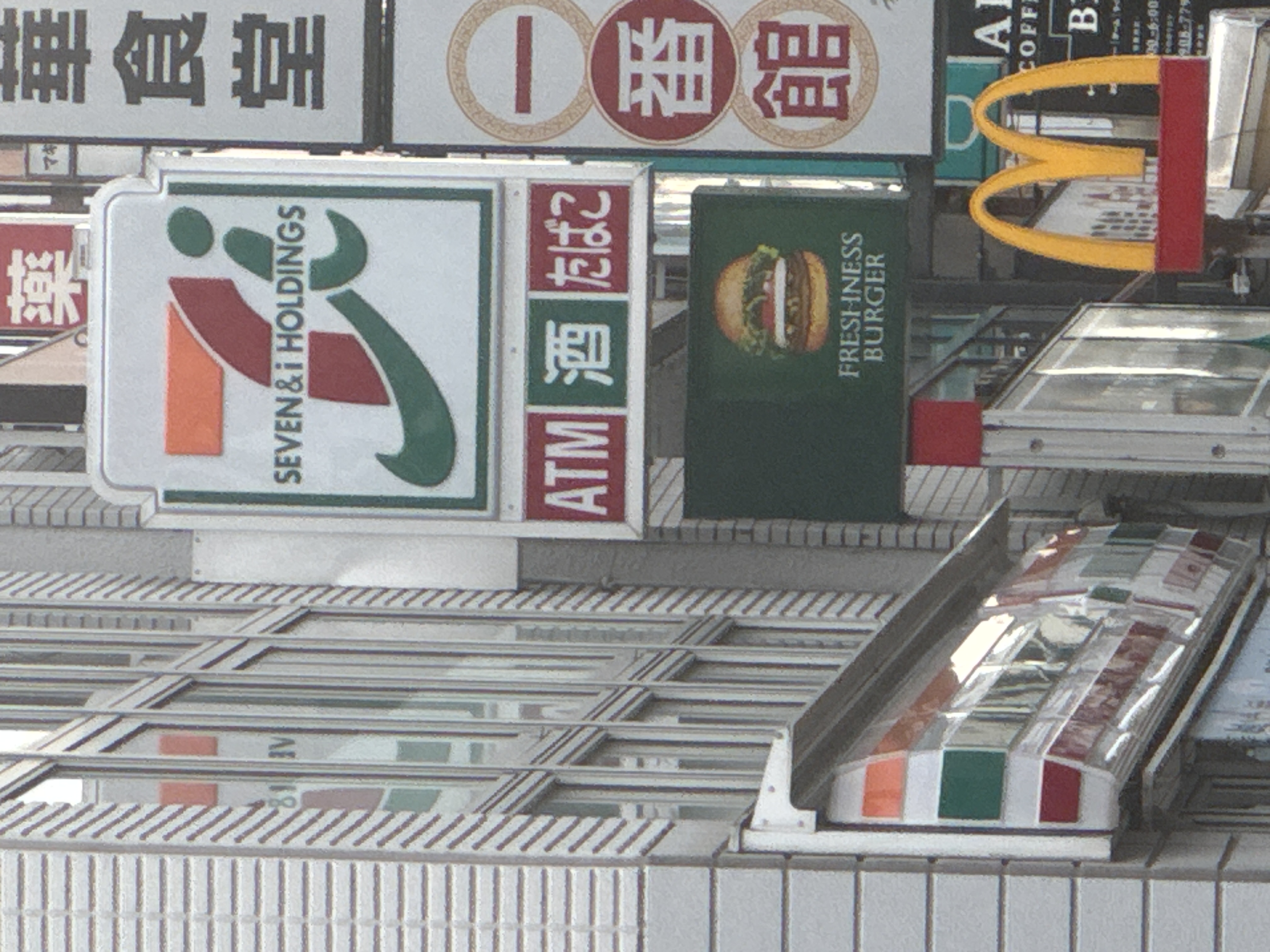 セブン-イレブン 新大久保駅西店