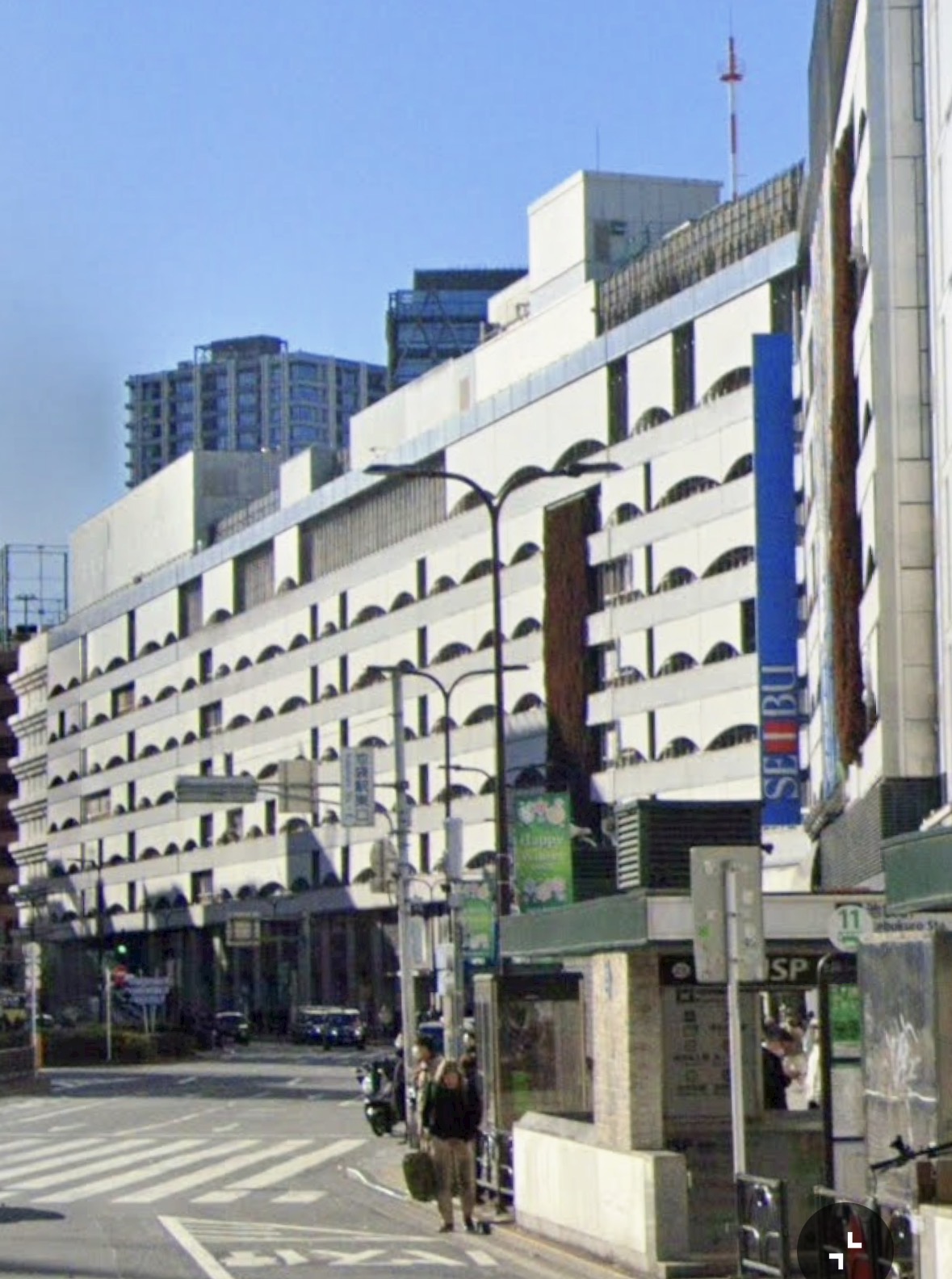 池袋駅東口
