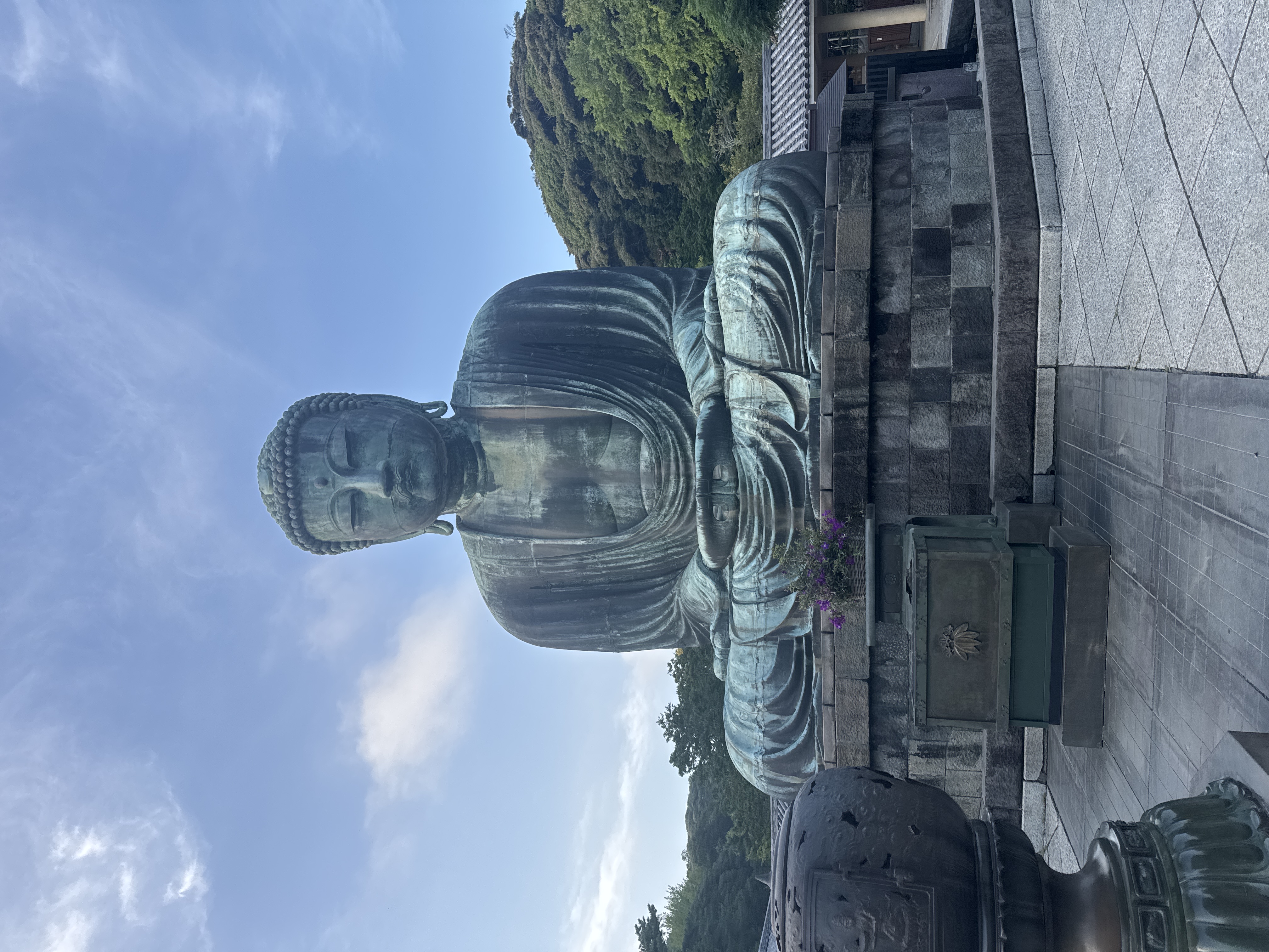 銅造阿弥陀如来坐像