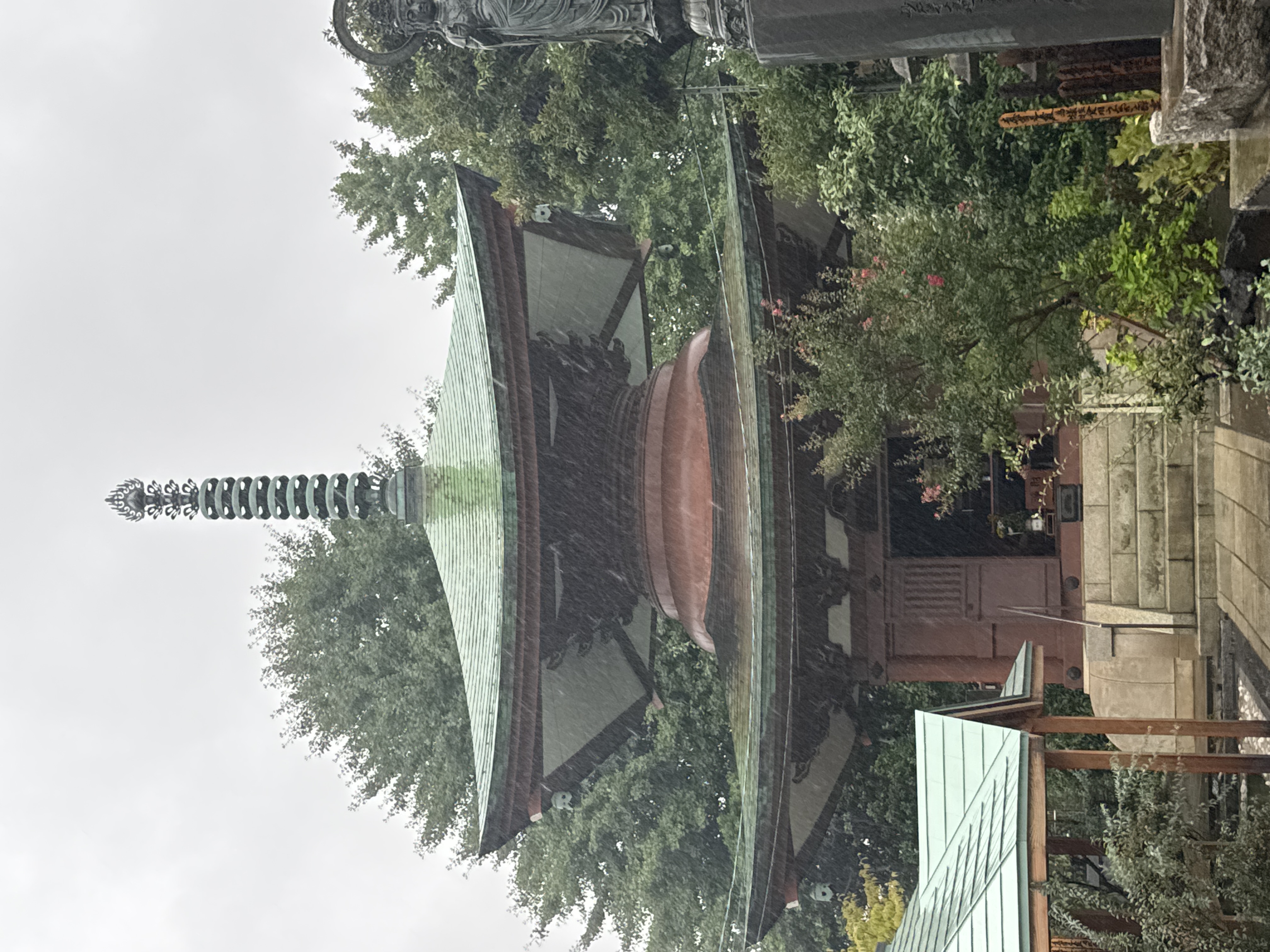 多宝塔（萬霊塔）
