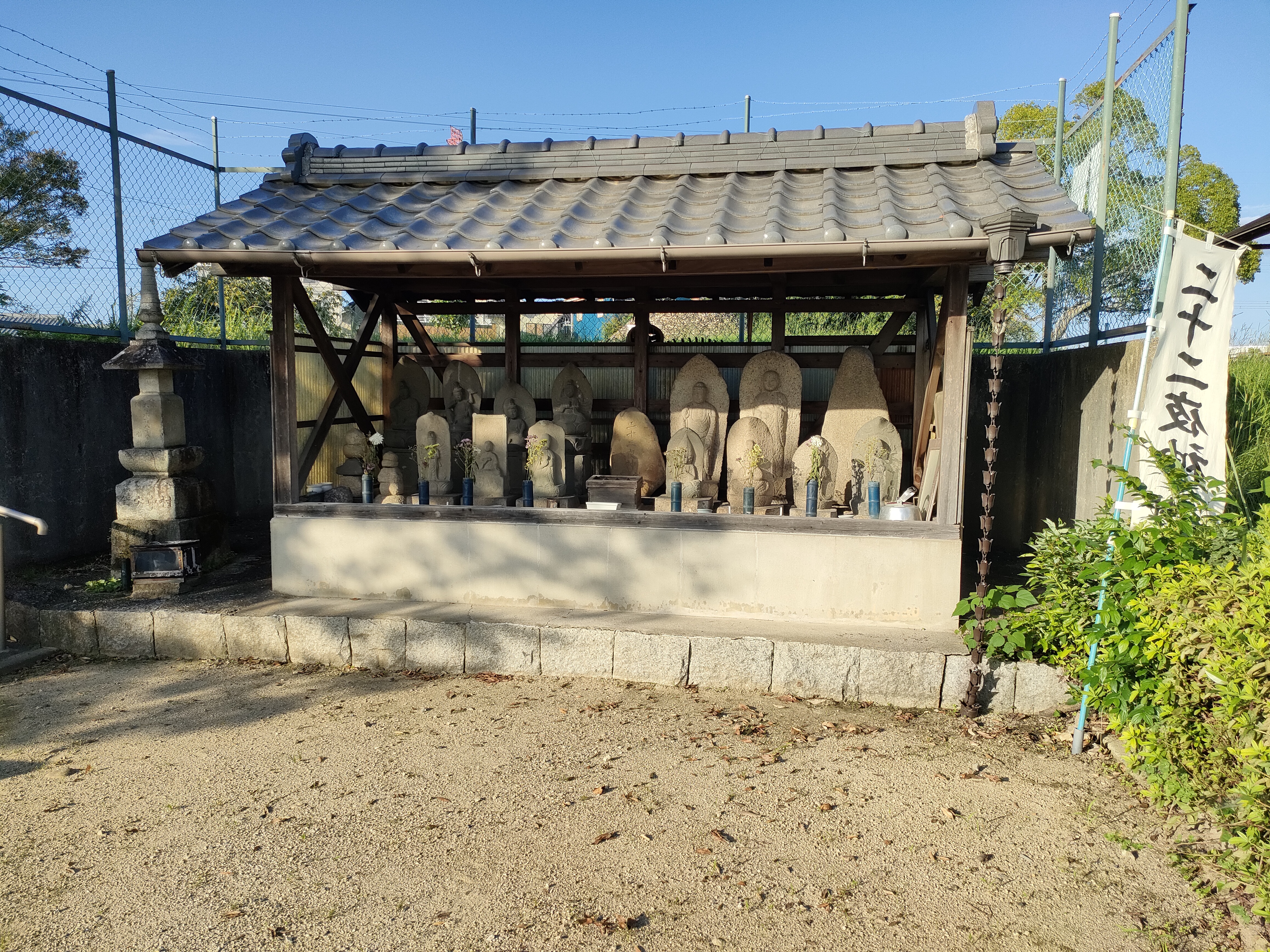 祠