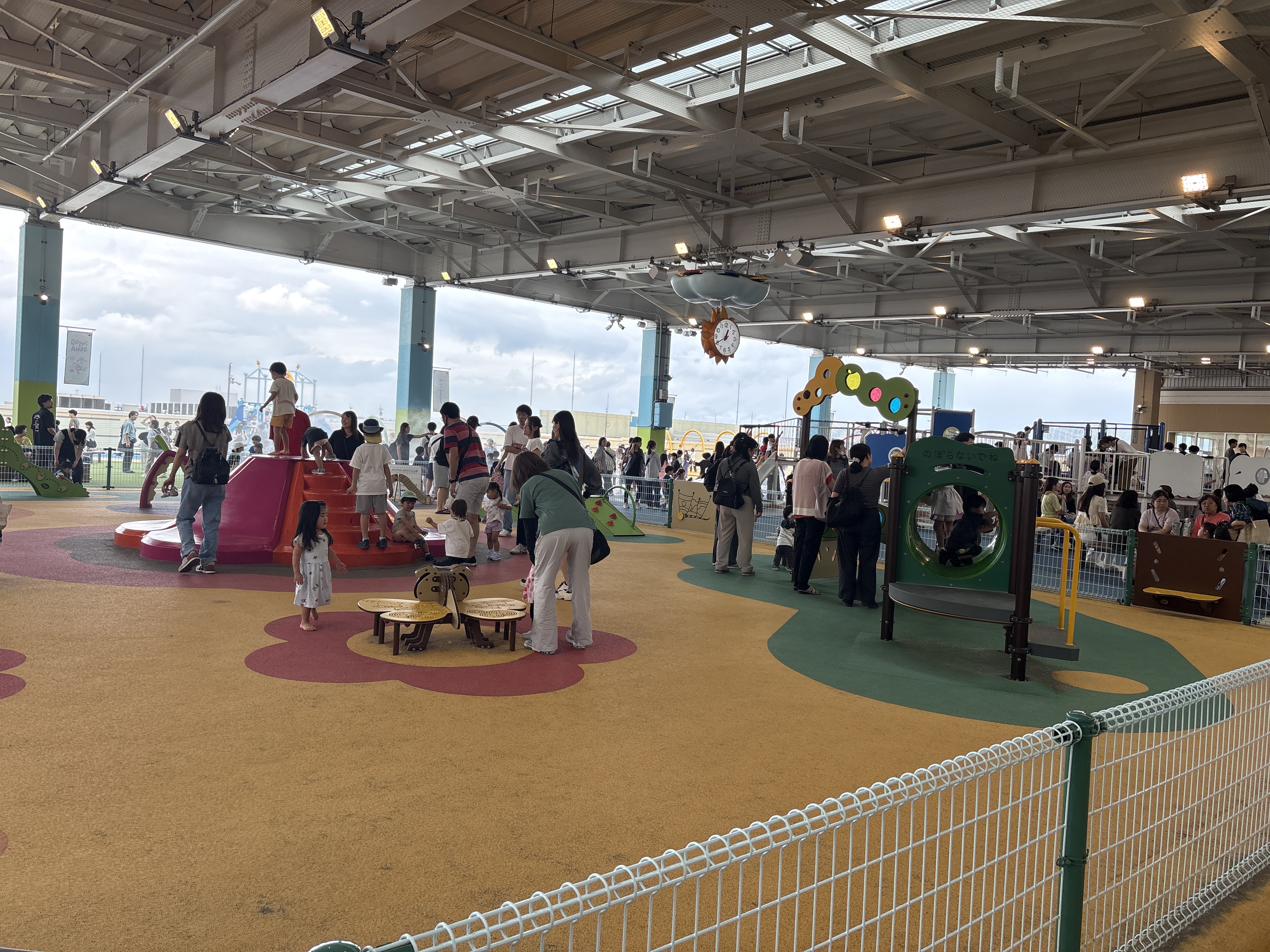 おくじょうひろば (ららぽーと安城)