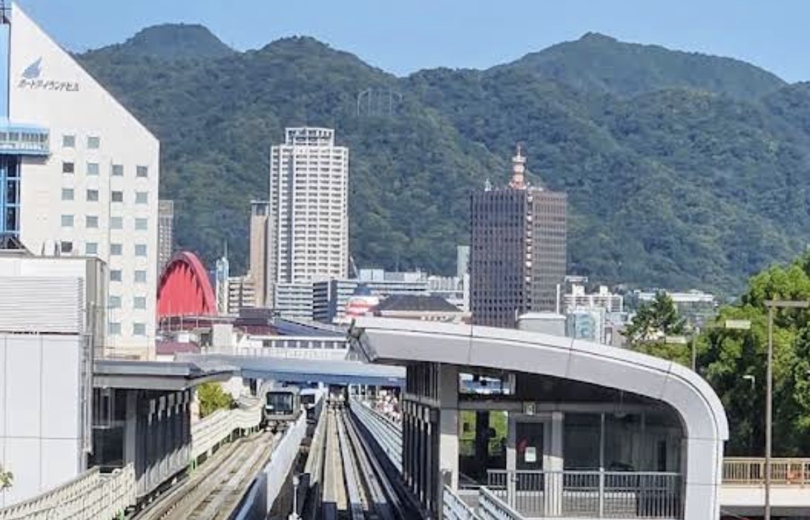 神戸ポートアイランド市民広場 中央広場
