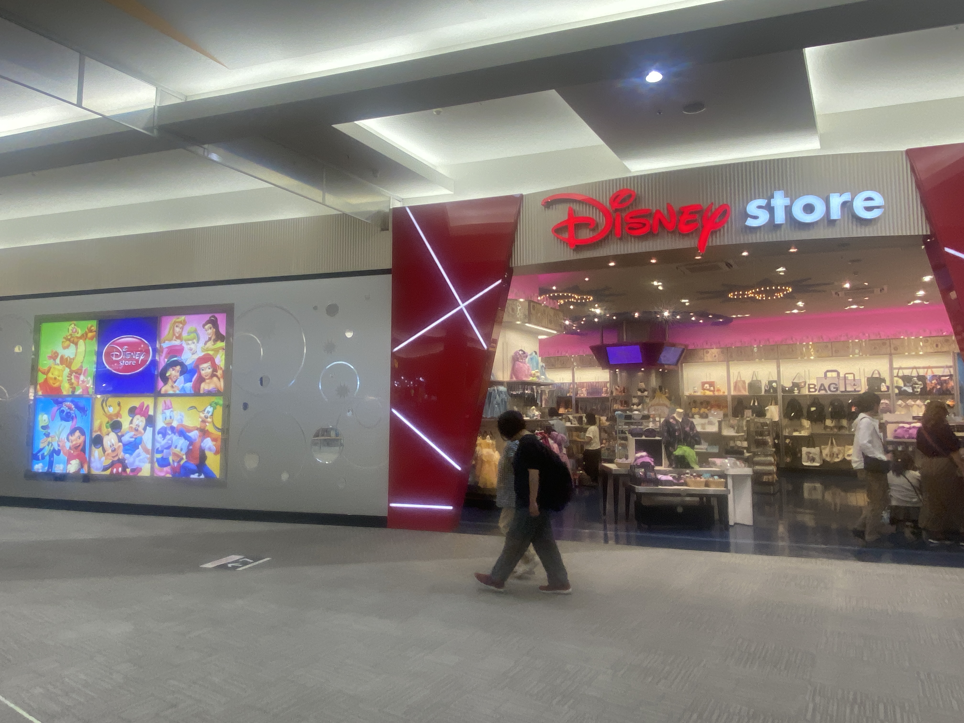 ディズニーストア 大高イオンモール店