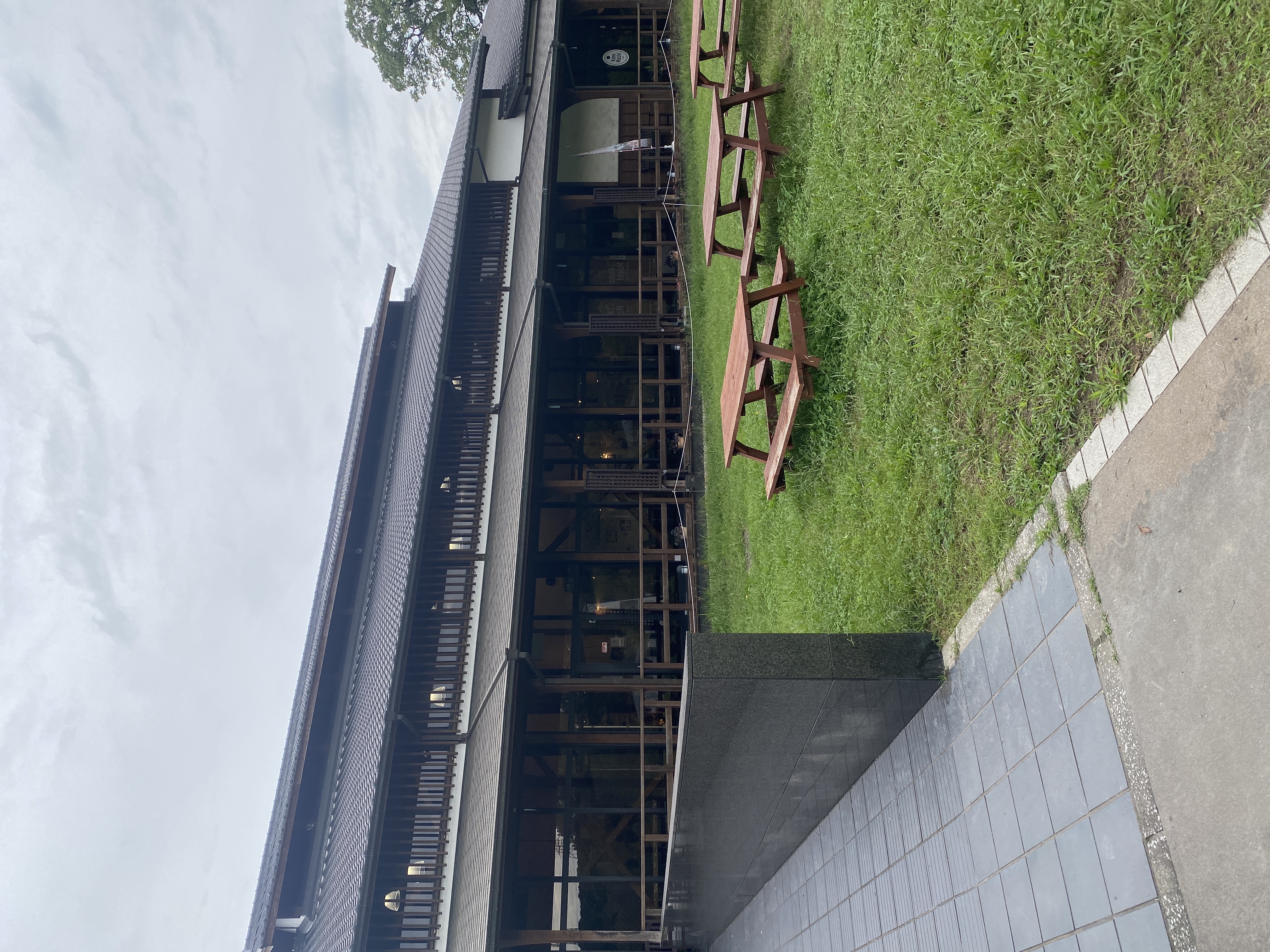 梅の館