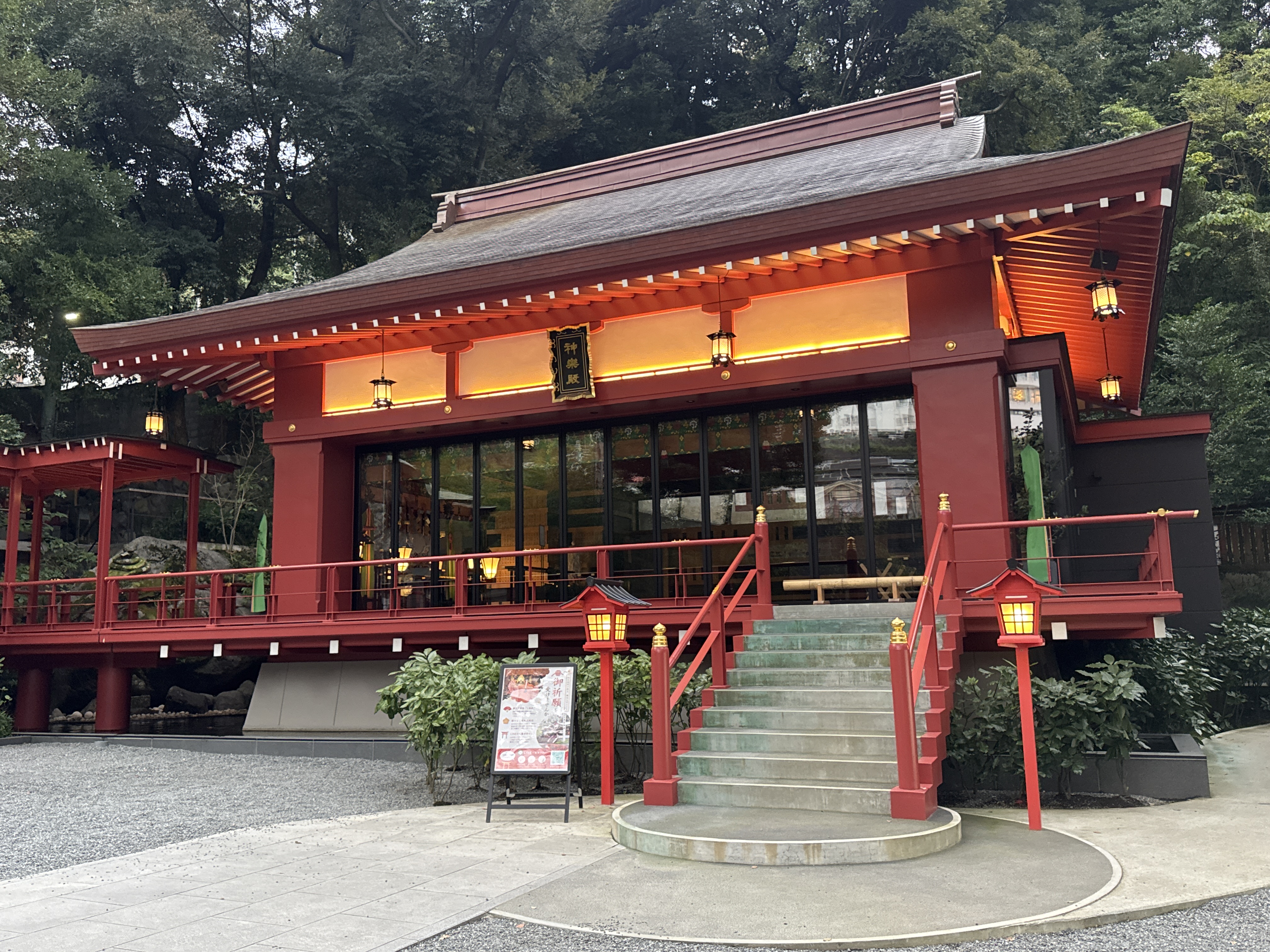 神楽殿