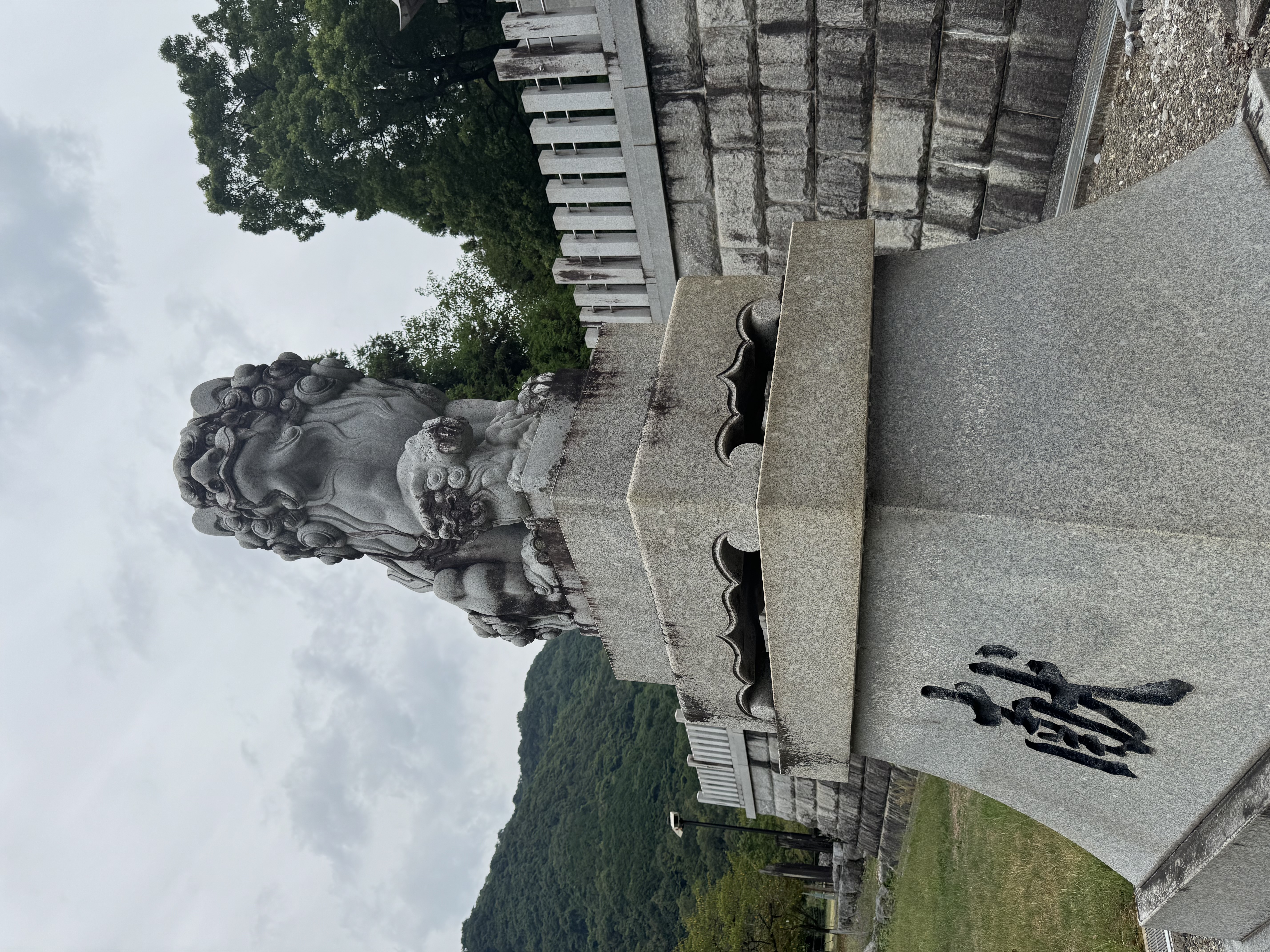 神聖な場所でのひととき 5枚目