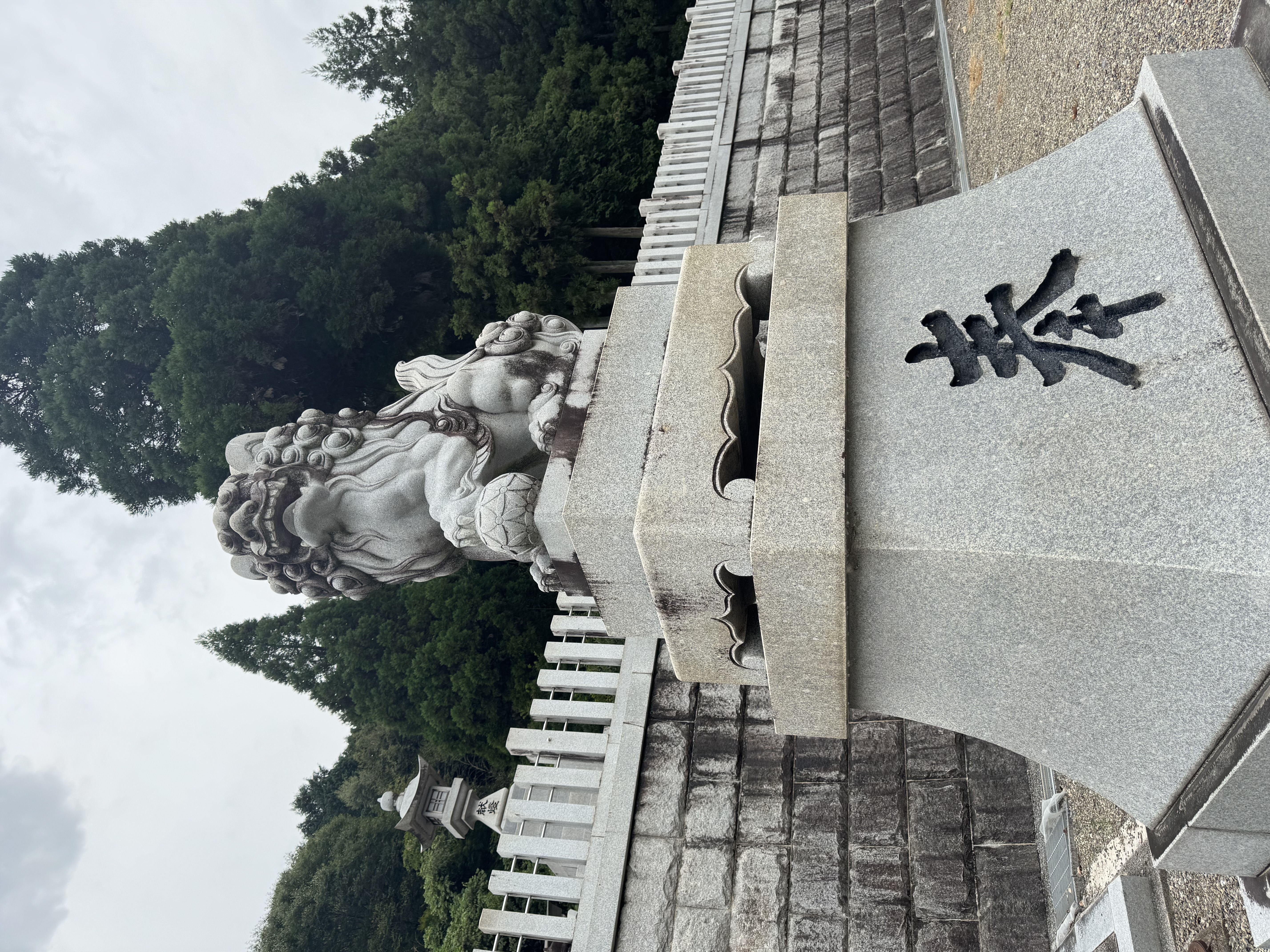 神聖な場所でのひととき 4枚目