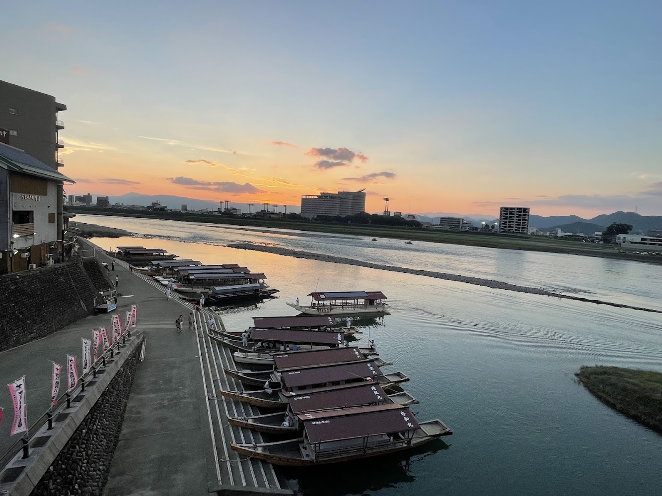 1500年の歴史を感じる夕べ 長良川「鵜飼」特別観覧会の開催写真 2
